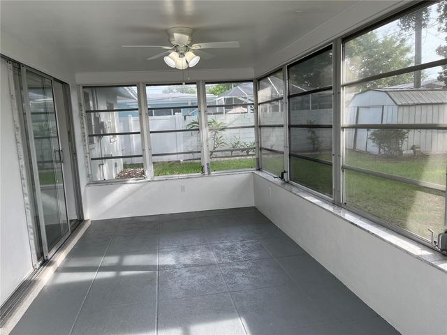 528 E LAKE DRIVE, Largo, FL 33771