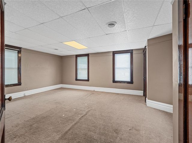 2501 2nd Ave, Koppel, PA 16136