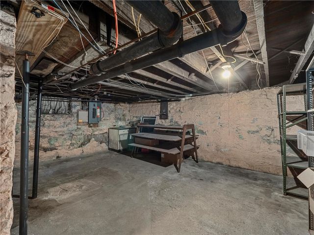 2501 2nd Ave, Koppel, PA 16136