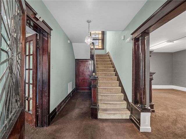 2501 2nd Ave, Koppel, PA 16136