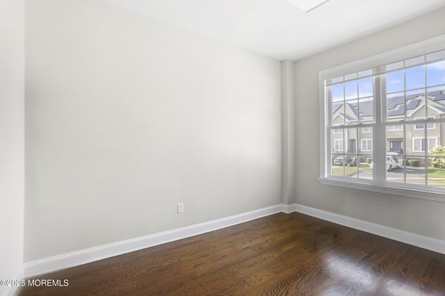 4 Stamford Hill Road, Lakewood, NJ 08701