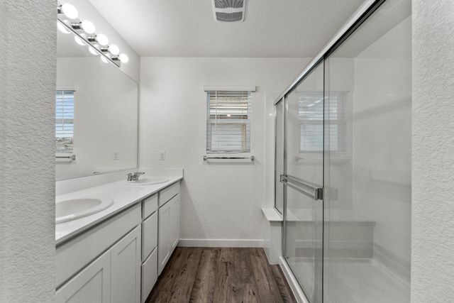 3305 America Dr, Lincoln, CA 95648