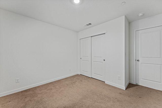 3305 America Dr, Lincoln, CA 95648