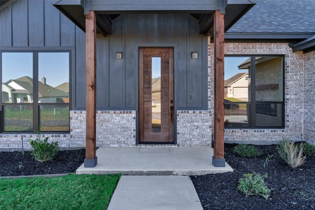 3306 Promenade Court, Granbury, TX 76049