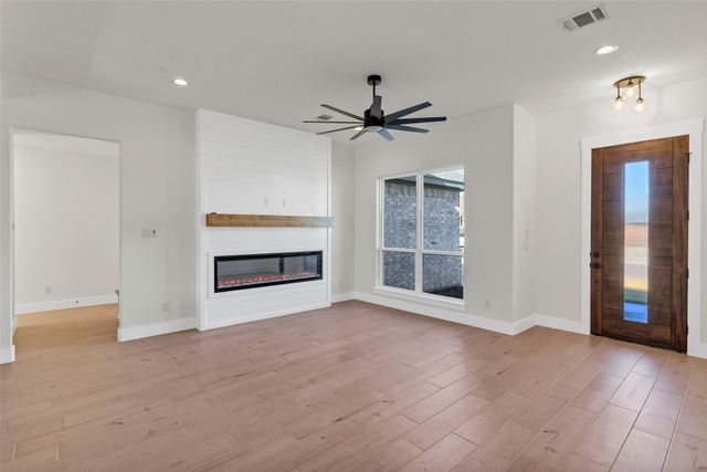 3306 Promenade Court, Granbury, TX 76049