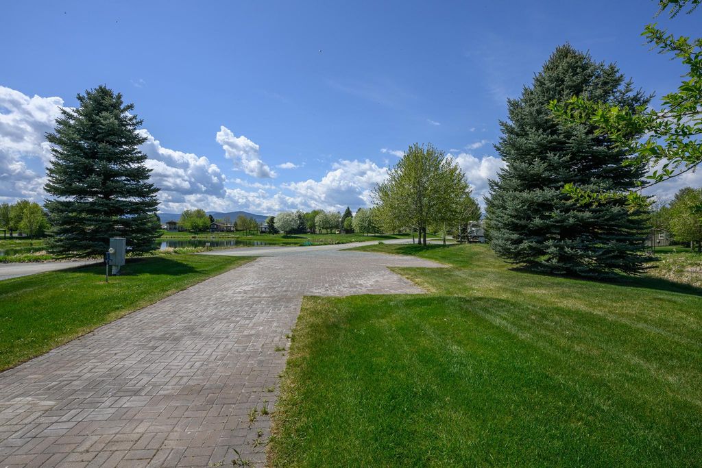 446 Kingfisher Loop, Eureka, MT 59917 photo 14