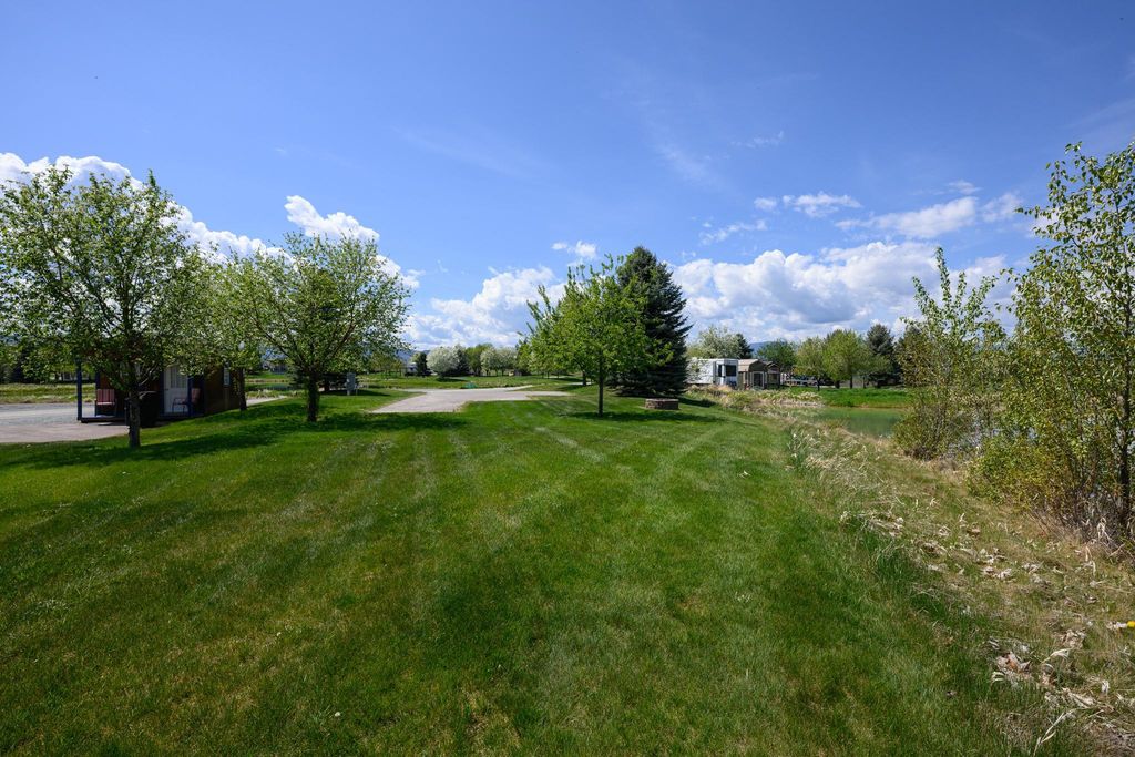 446 Kingfisher Loop, Eureka, MT 59917 photo 16