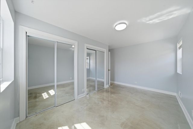 3853 W 83rd Place, Chicago, IL 60652