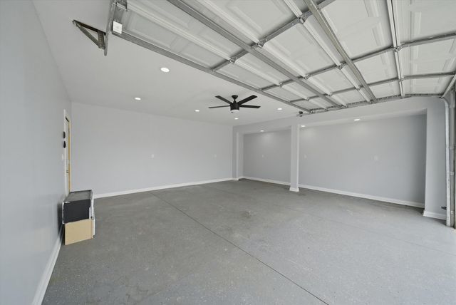 3853 W 83rd Place, Chicago, IL 60652