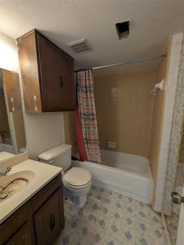 1865 Place One Lane, Garland, TX 75042