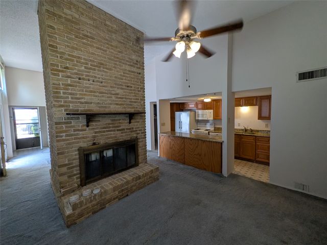 1865 Place One Lane, Garland, TX 75042