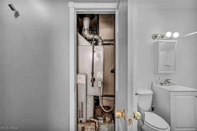 12309 Brookfield Avenue, Cleveland, OH 44135