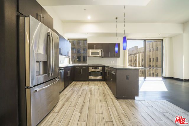 655 S Hope Street 704, Los Angeles, CA 90017