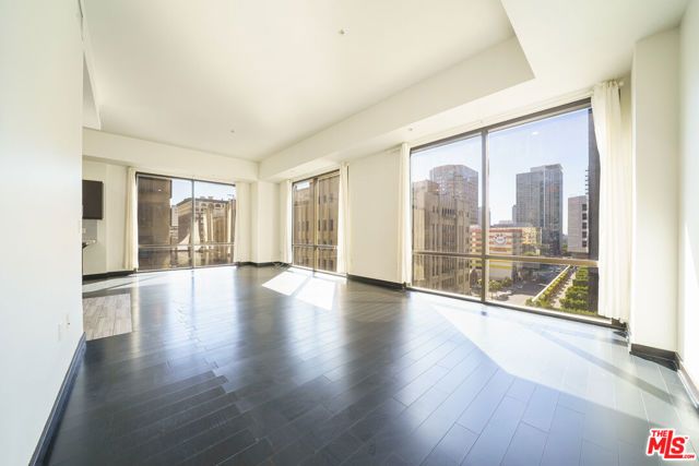 655 S Hope Street 704, Los Angeles, CA 90017