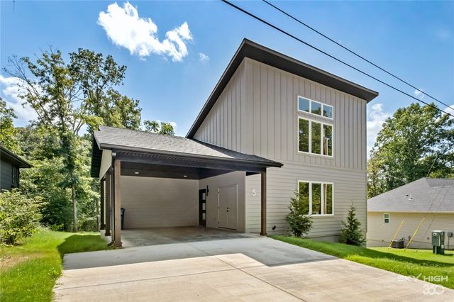 5 Blandford Lane, Bella Vista, AR 72715
