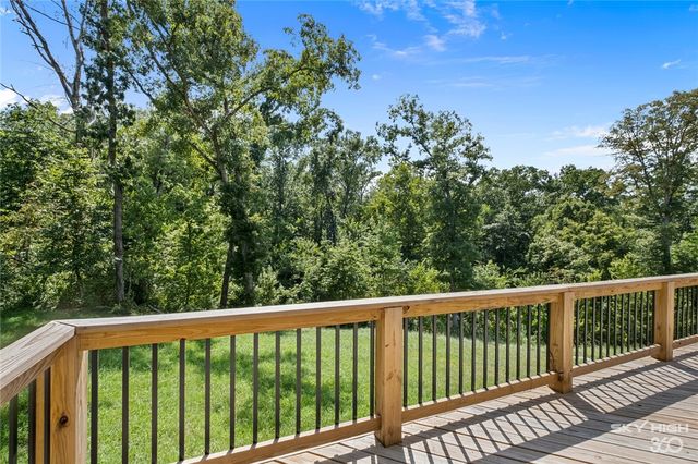 5 Blandford Lane, Bella Vista, AR 72715