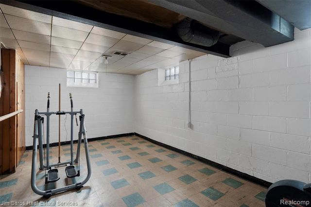 21970 Moross Road, Detroit, MI 48236