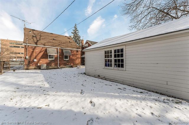 21970 Moross Road, Detroit, MI 48236