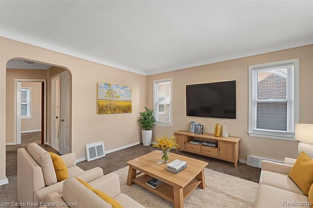 21970 Moross Road, Detroit, MI 48236