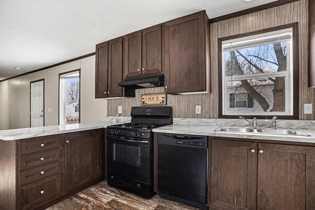 9045 4 Winds Lane W, West Olive, MI 49460