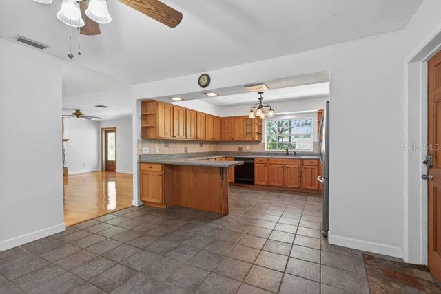 18410 30TH STREET, Lutz, FL 33559