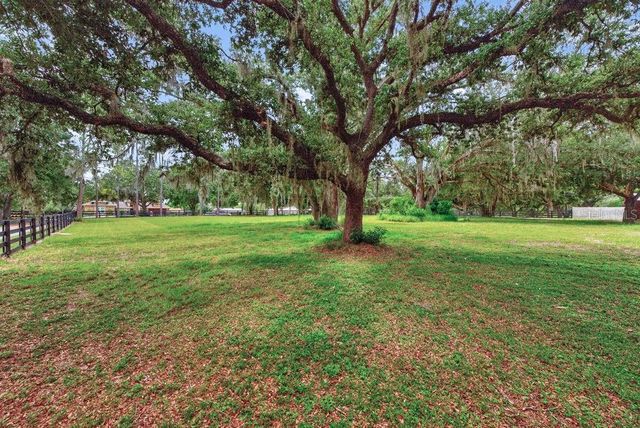 18410 30TH STREET, Lutz, FL 33559