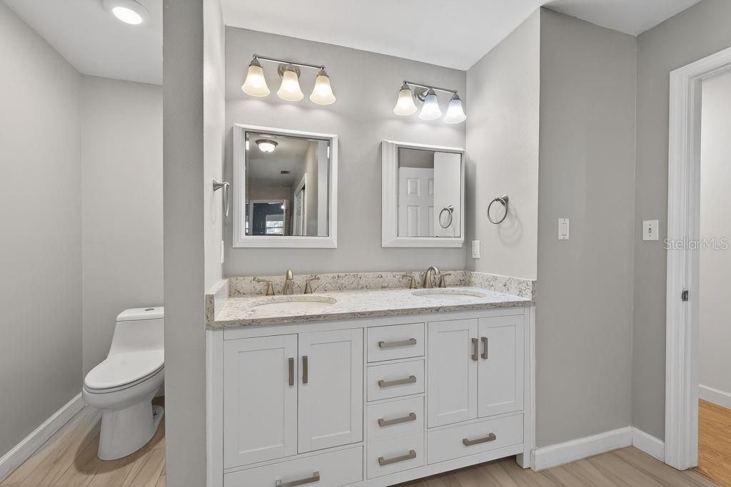 Image 27 of property listing at 18410 30TH STREET, Lutz, FL 33559