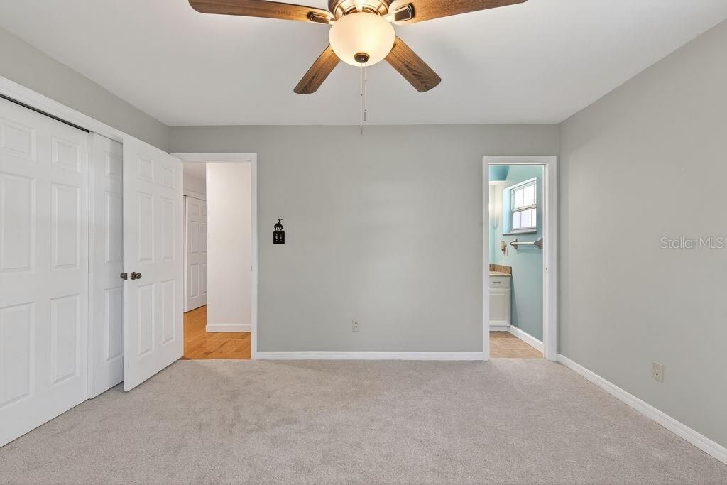 Image 31 of property listing at 18410 30TH STREET, Lutz, FL 33559