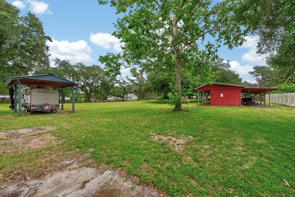 Image 45 of property listing at 18410 30TH STREET, Lutz, FL 33559