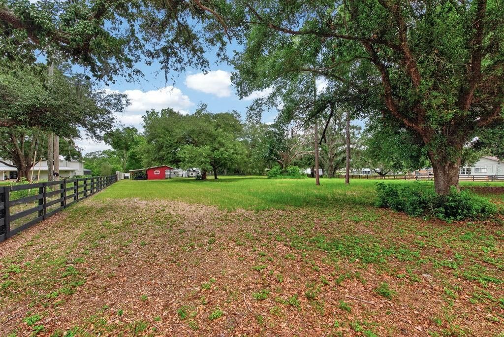 Image 58 of property listing at 18410 30TH STREET, Lutz, FL 33559