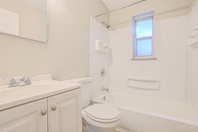 4310 Sunburst Lane, Cincinnati, OH 45238