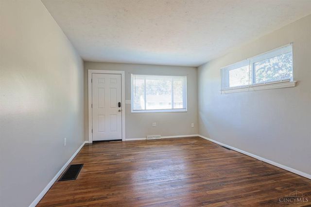 4310 Sunburst Lane, Cincinnati, OH 45238