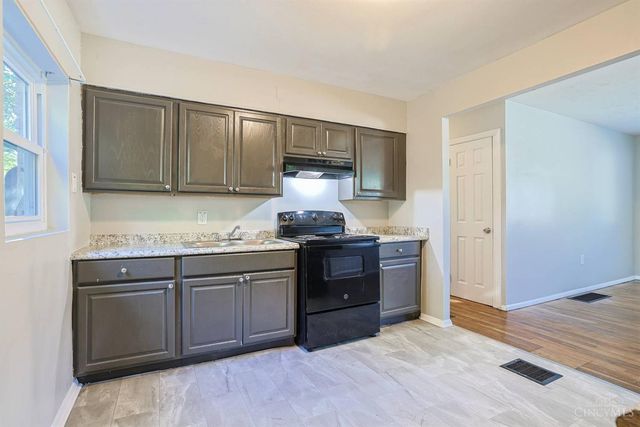 4310 Sunburst Lane, Cincinnati, OH 45238