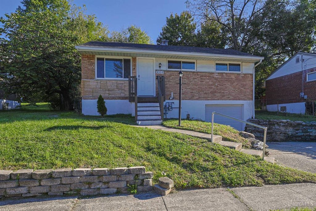 4310 Sunburst Lane, Cincinnati, OH 45238