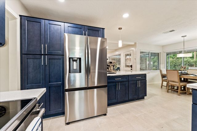 11314 Hillcroft Avenue, Houston, TX 77035