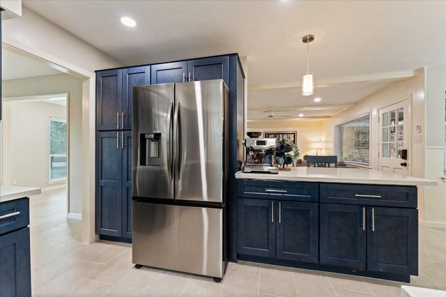 11314 Hillcroft Avenue, Houston, TX 77035