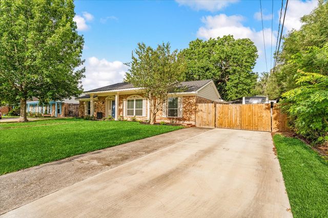 11314 Hillcroft Avenue, Houston, TX 77035