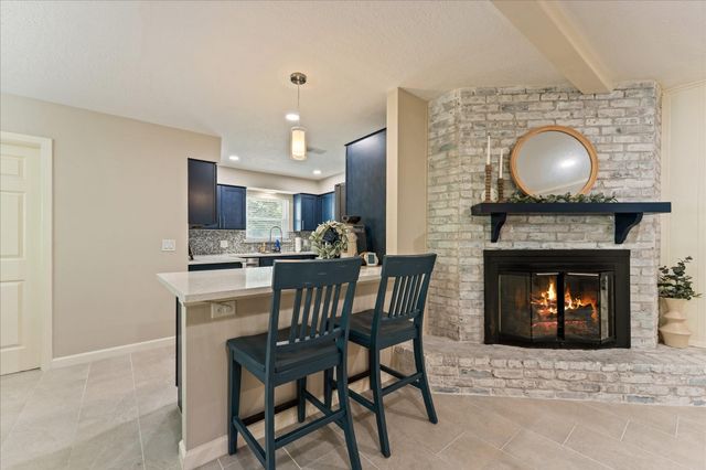 11314 Hillcroft Avenue, Houston, TX 77035