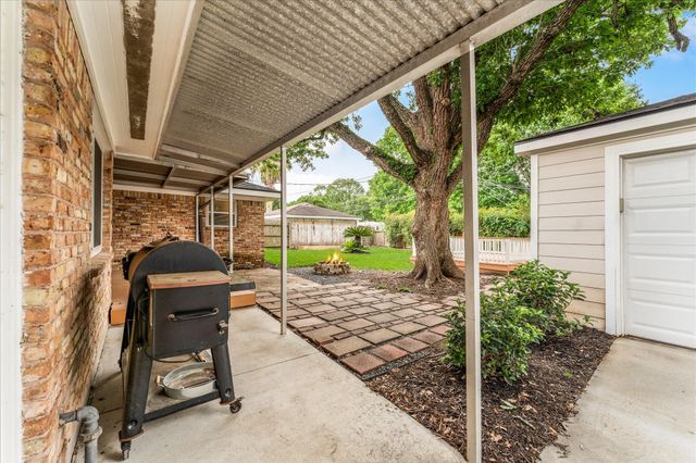 11314 Hillcroft Avenue, Houston, TX 77035