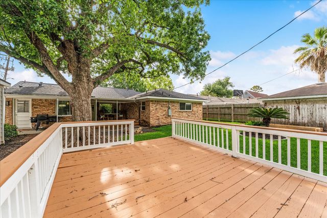 11314 Hillcroft Avenue, Houston, TX 77035