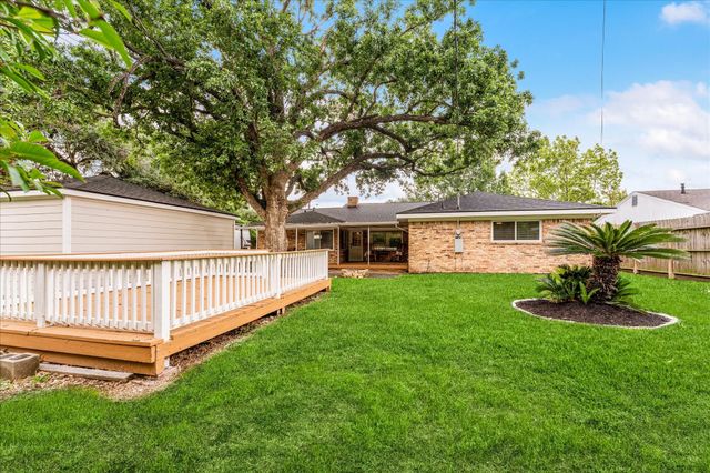 11314 Hillcroft Avenue, Houston, TX 77035