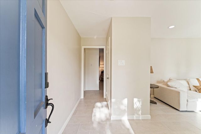 11314 Hillcroft Avenue, Houston, TX 77035