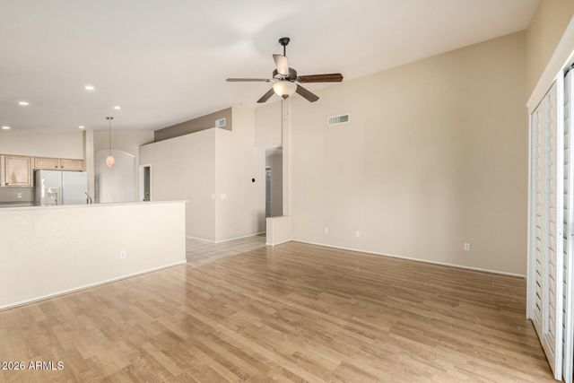 7408 W ABRAHAM Lane, Glendale, AZ 85308