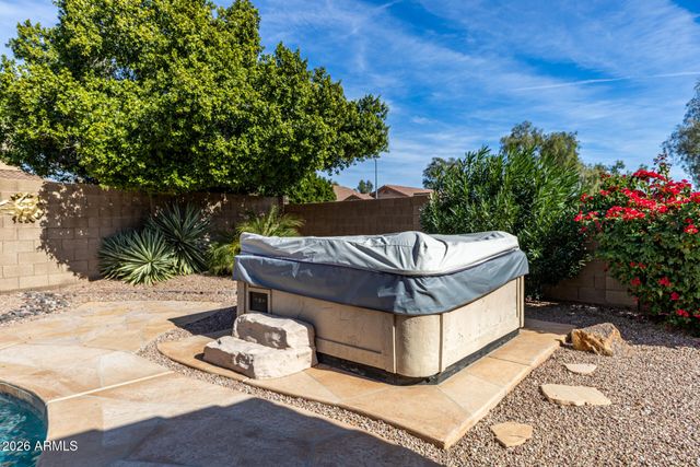 7408 W ABRAHAM Lane, Glendale, AZ 85308