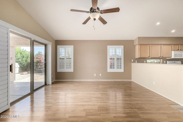 7408 W ABRAHAM Lane, Glendale, AZ 85308