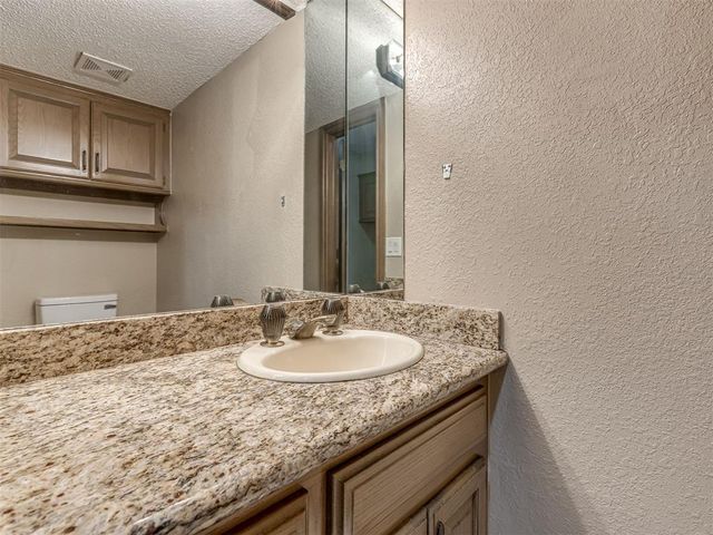 907 Leisure Drive, Midwest City, OK 73110