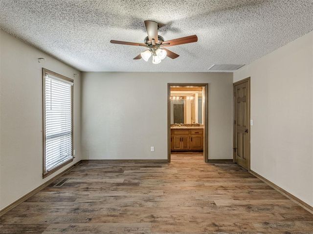 907 Leisure Drive, Midwest City, OK 73110