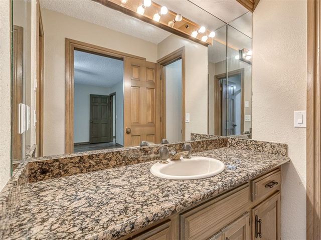 907 Leisure Drive, Midwest City, OK 73110