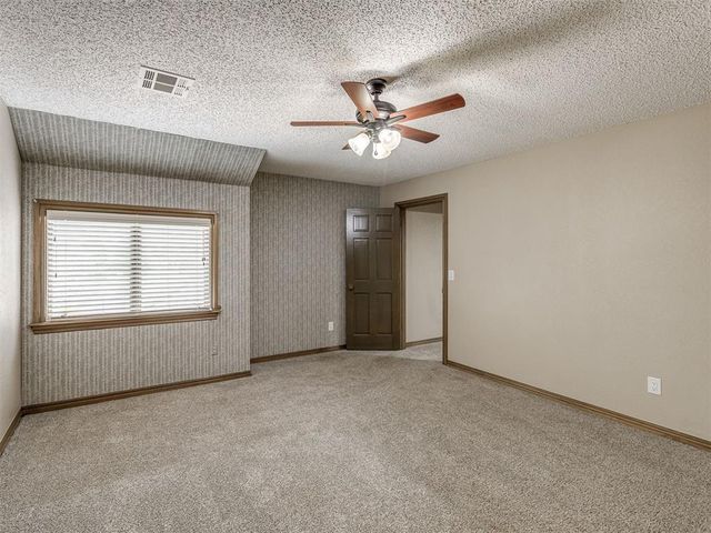 907 Leisure Drive, Midwest City, OK 73110