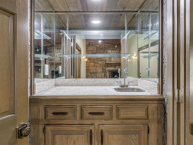 907 Leisure Drive, Midwest City, OK 73110